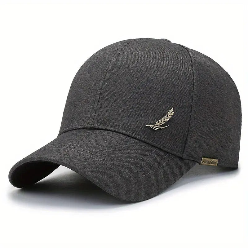 Casquette Noire Minimaliste avec Feuille Dorée – Élégance et Confort
