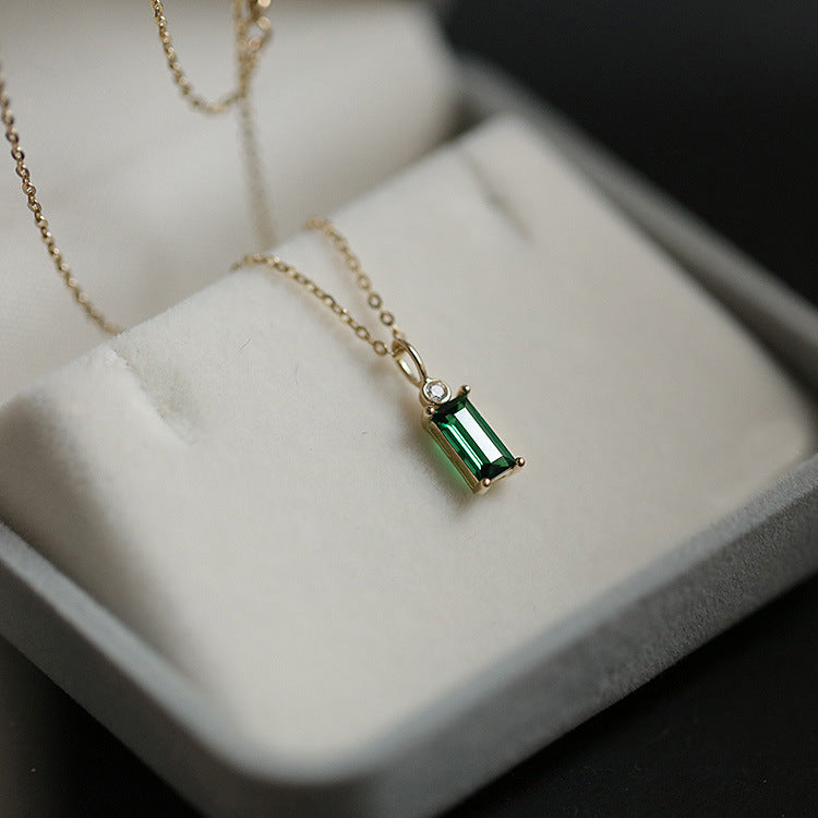 Collier Aaliyah