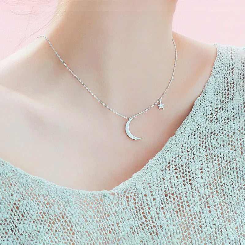 COLLIER ELENA