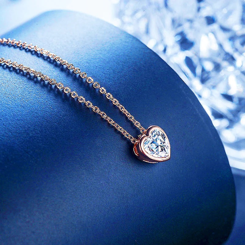 COLLIER EMEL