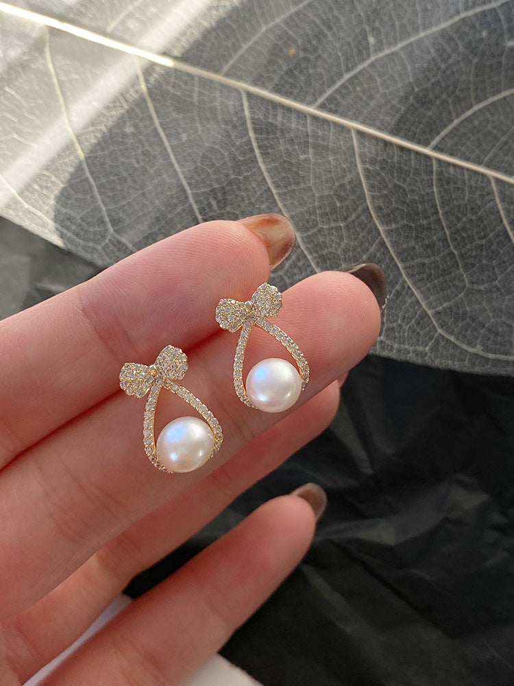 Boucles d'Oreilles Kenza Nœud Pavé de Perles
