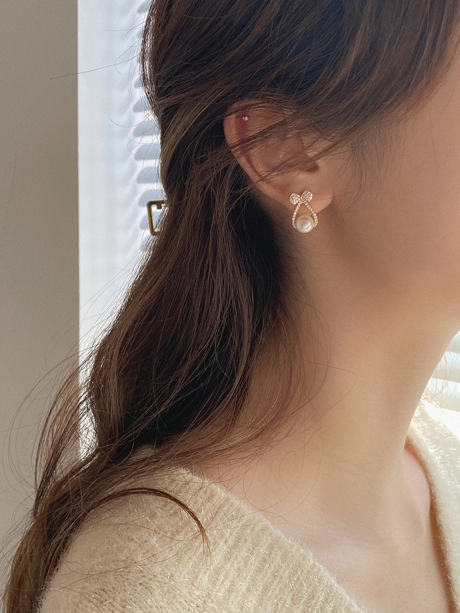 Boucles d'Oreilles Kenza Nœud Pavé de Perles