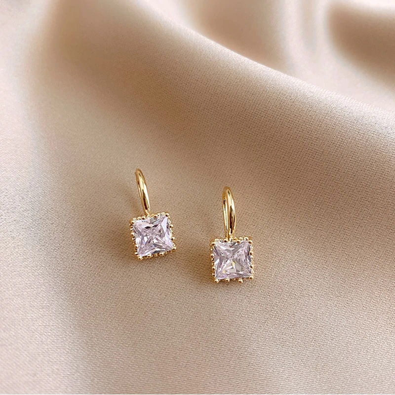 Boucles d'oreilles pendantes en cristal Piper
