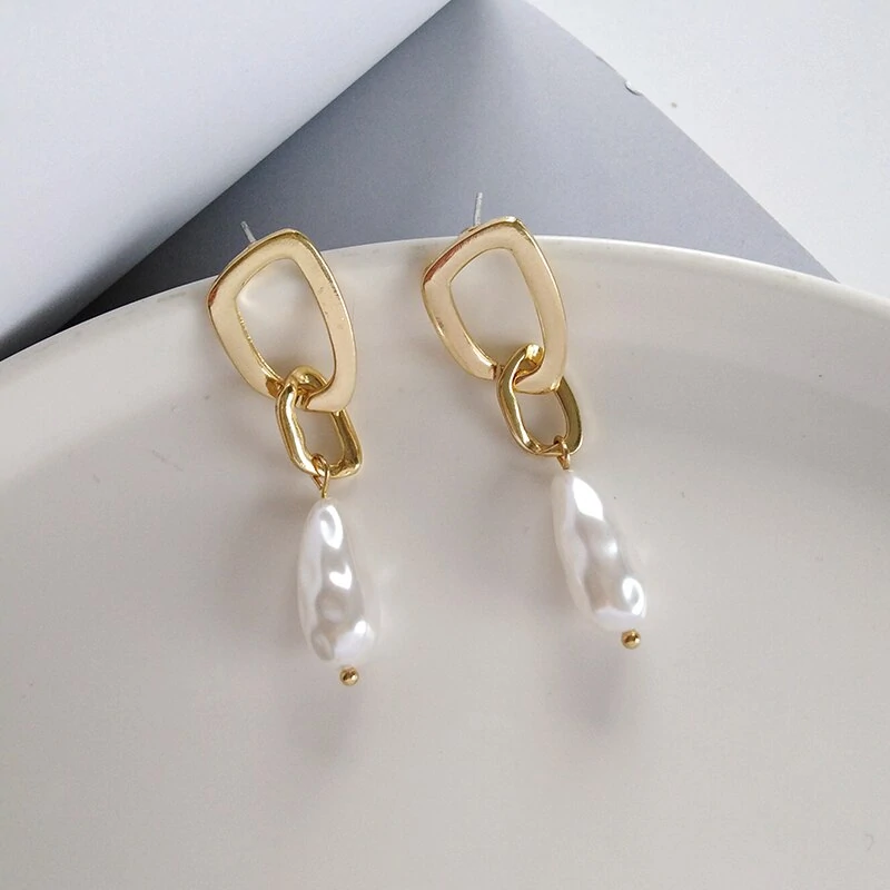Boucles d'oreilles perles chaîne en or