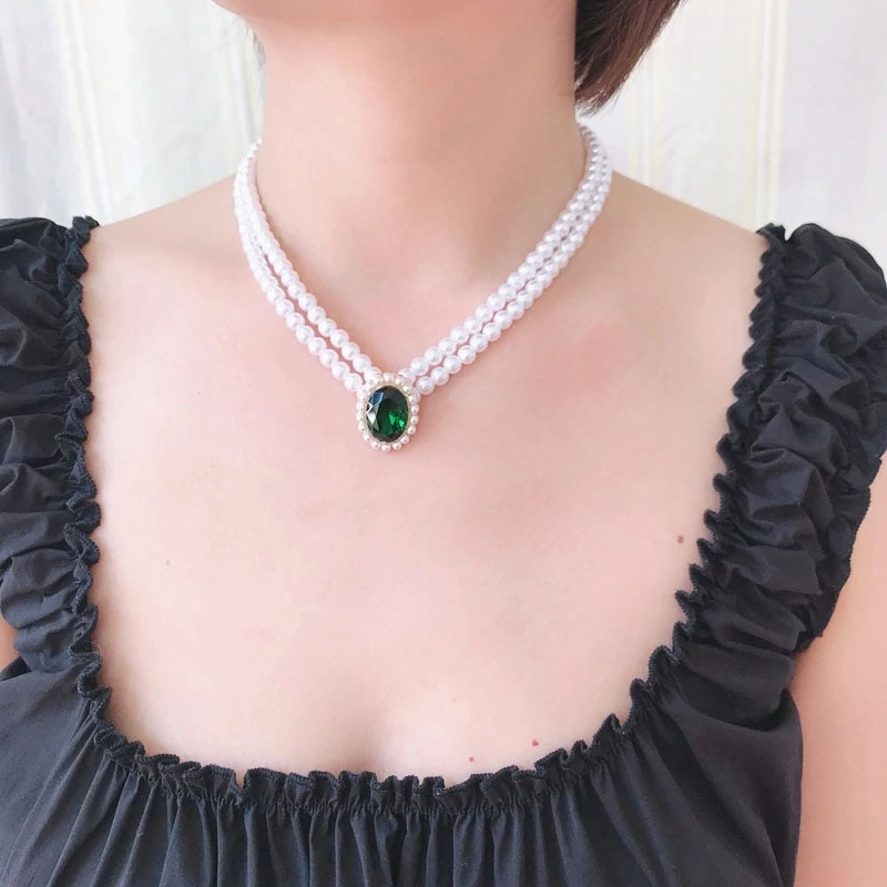 Collier de perles en cristal vert