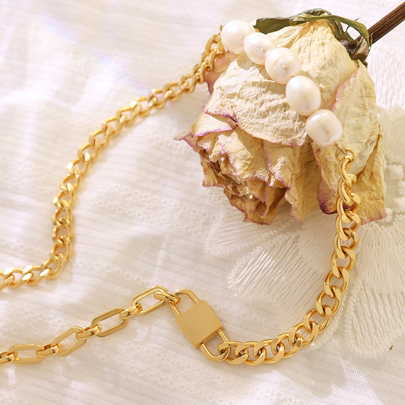 Collier Montauk