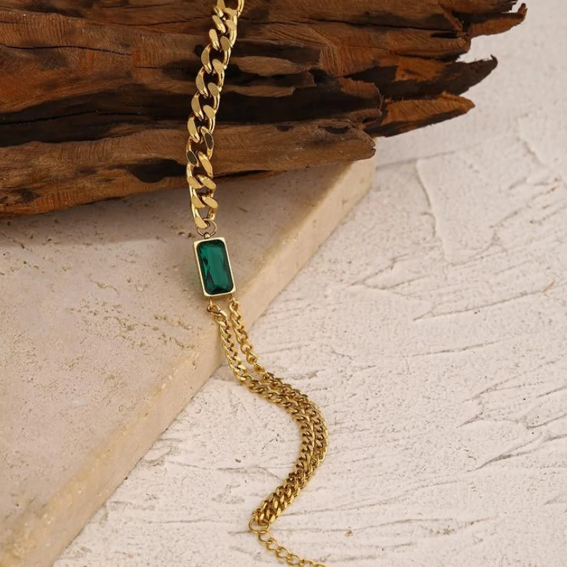 Ensemble de bijoux en cristal vert émeraude